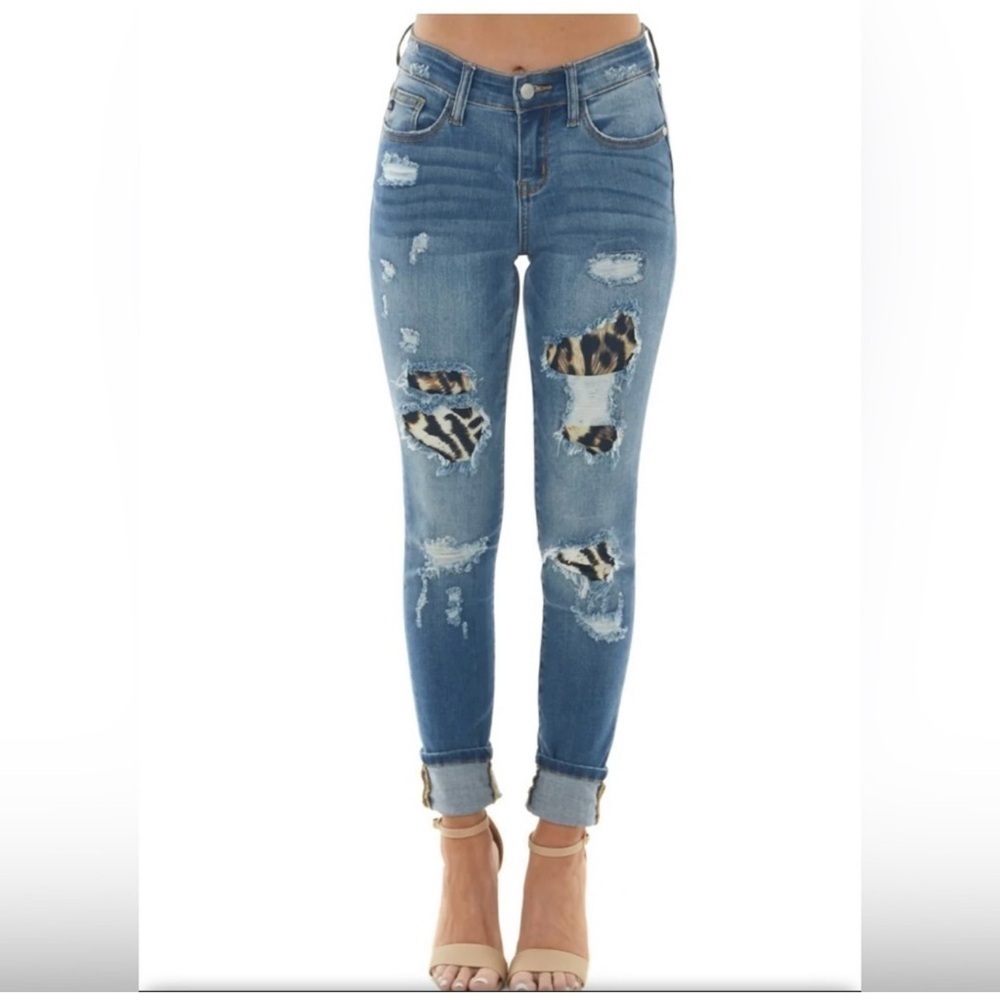 Judy Blue Workin' It Leopard Patch Skinny Jeans Size 26